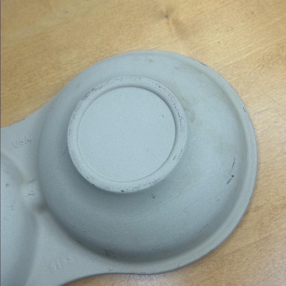 The Pampered Chef 🍳 Double Egg Stoneware Divided Dish Egg Cooker Dish - Picture 11 of 13